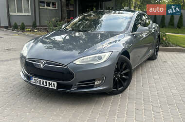 Лифтбек Tesla Model S 2013 в Кропивницком