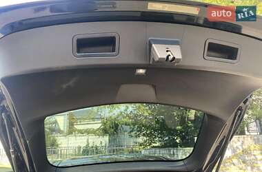 Ліфтбек Tesla Model S 2016 в 