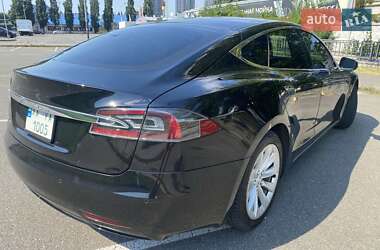 Ліфтбек Tesla Model S 2016 в 