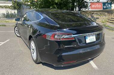 Ліфтбек Tesla Model S 2016 в 