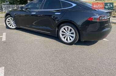 Ліфтбек Tesla Model S 2016 в 