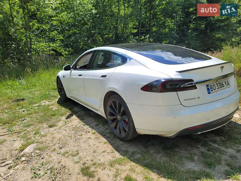Лифтбек Tesla Model S 2015 в Бучаче фото 22 Лифтбек Tesla Model S 2015 в Бучаче