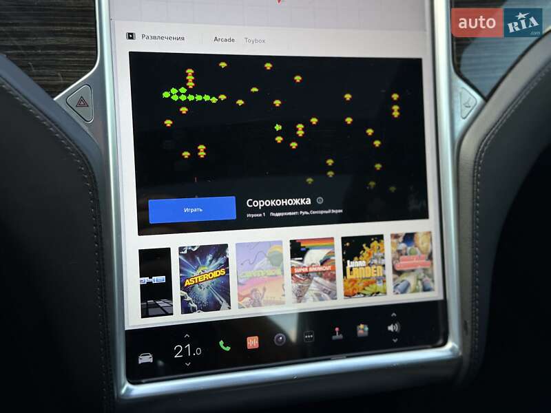 Ліфтбек Tesla Model S 2016 в Києві