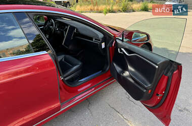 Ліфтбек Tesla Model S 2017 в 