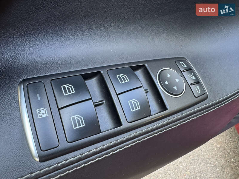Ліфтбек Tesla Model S 2017 в Черкасах