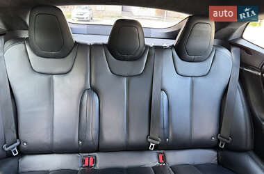 Ліфтбек Tesla Model S 2017 в 