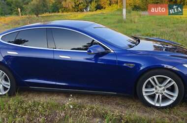 Ліфтбек Tesla Model S 2016 в 