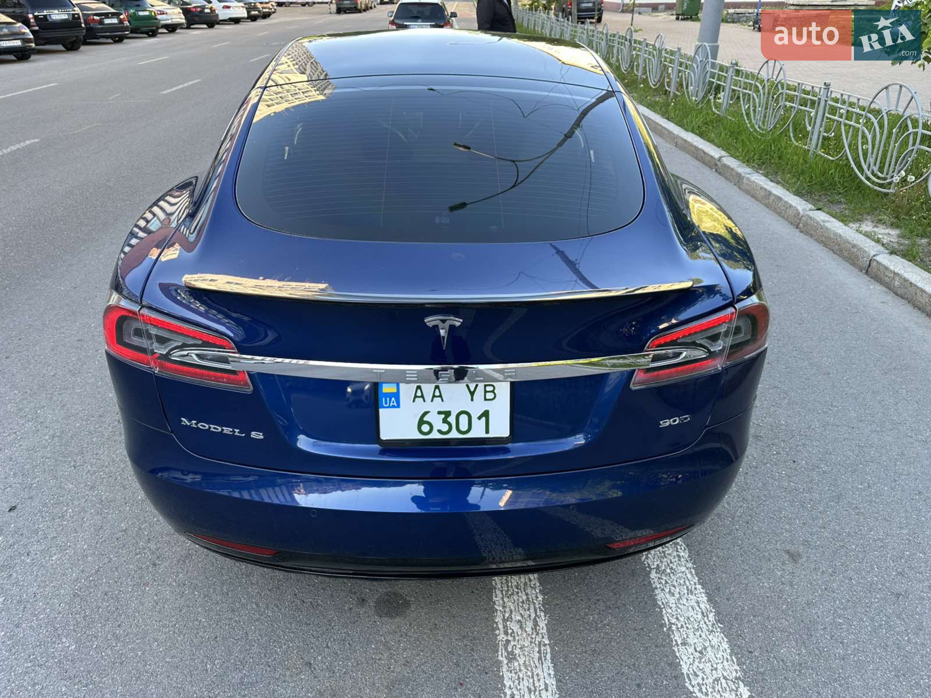 2017 Tesla Model S - мініатюра 4