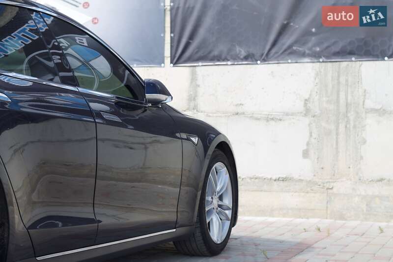 Хетчбек Tesla Model S 2014 в Одесі