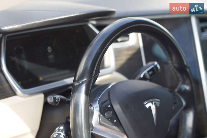 Хетчбек Tesla Model S 2014 в Одесі