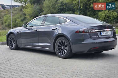 Лифтбек Tesla Model S 2018 в 
