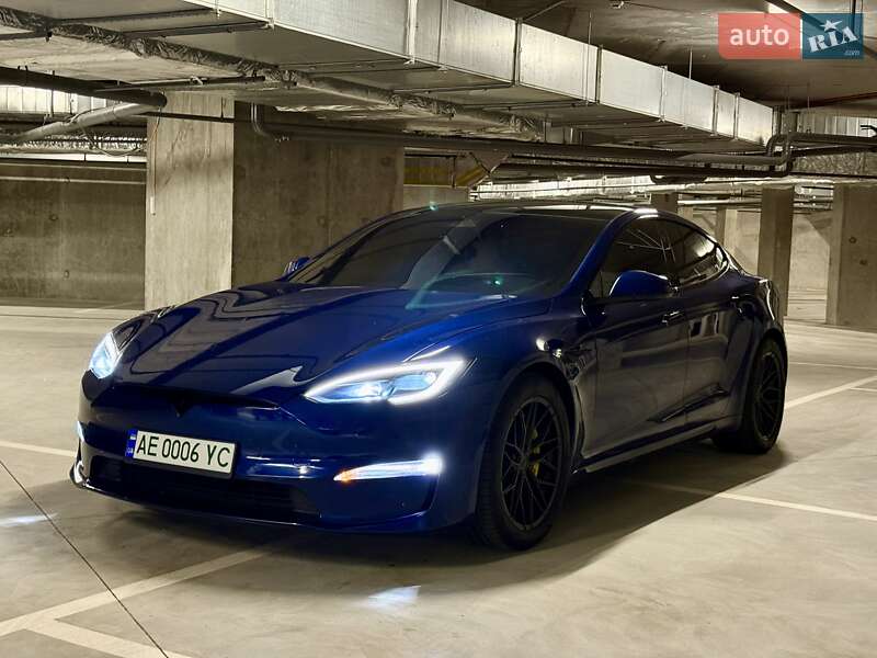 Лифтбек Tesla Model S 2022 в Днепре