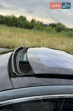 Лифтбек Tesla Model S 2013 в 