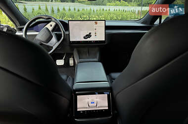 Лифтбек Tesla Model S 2021 в 