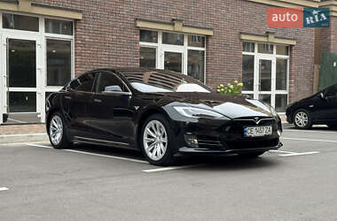 Лифтбек Tesla Model S 2017 в 