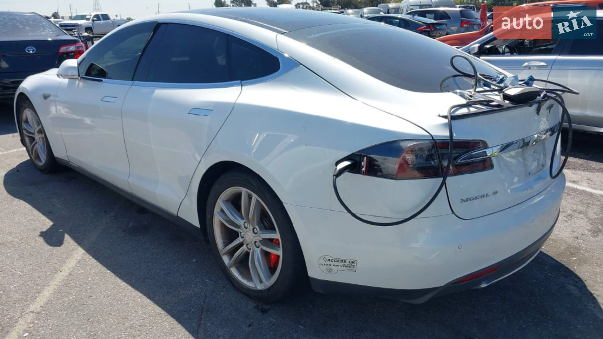 2014 Tesla Model S - мініатюра 3