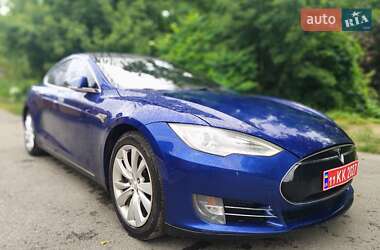 Лифтбек Tesla Model S 2016 в 