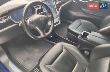 Лифтбек Tesla Model S 2016 в 