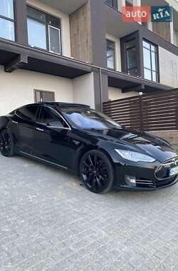 Ліфтбек Tesla Model S 2014 в 