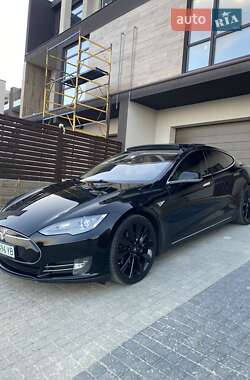 Ліфтбек Tesla Model S 2014 в 