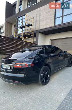 Ліфтбек Tesla Model S 2014 в 
