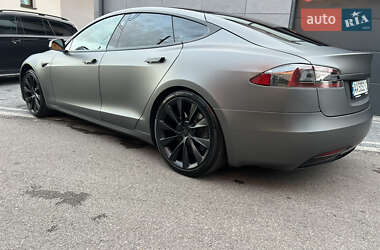 Ліфтбек Tesla Model S 2018 в 