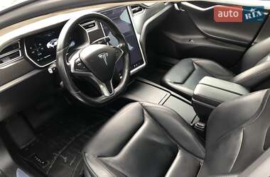 Лифтбек Tesla Model S 2016 в 
