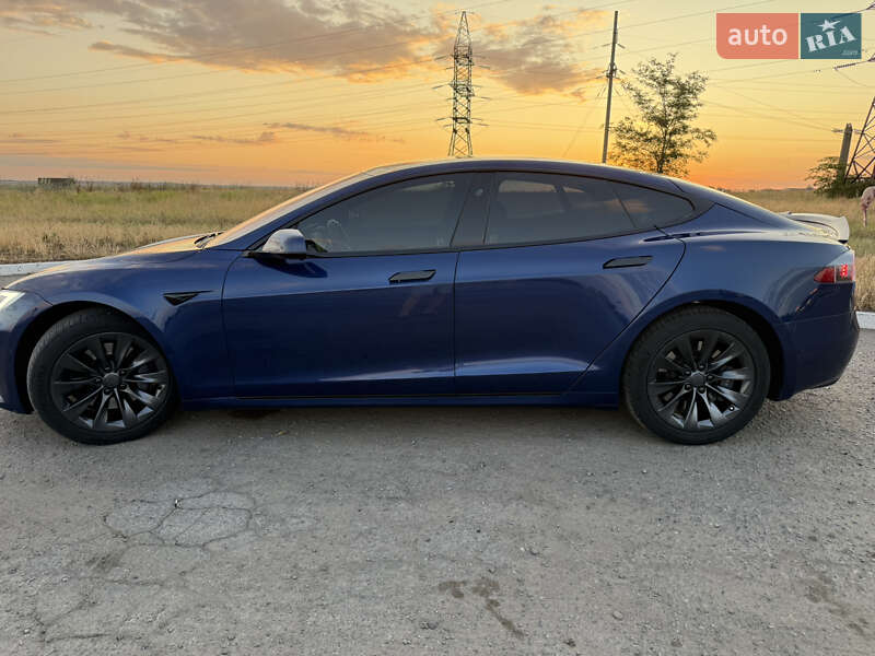 Лифтбек Tesla Model S 2018 в Одессе