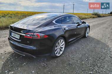 Лифтбек Tesla Model S 2014 в 