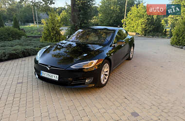 Ліфтбек Tesla Model S 2018 в 