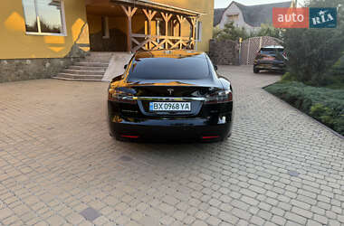 Ліфтбек Tesla Model S 2018 в 