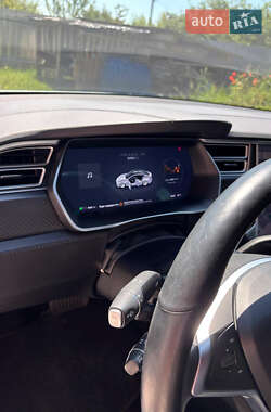 Лифтбек Tesla Model S 2018 в 
