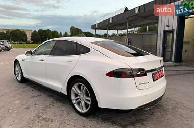 Ліфтбек Tesla Model S 2014 в 