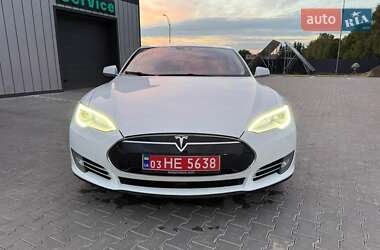 Ліфтбек Tesla Model S 2014 в 