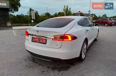 Ліфтбек Tesla Model S 2014 в 