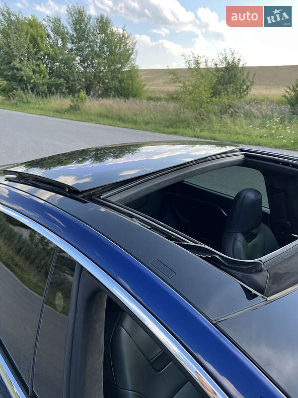Лифтбек Tesla Model S 2016 в Тернополе