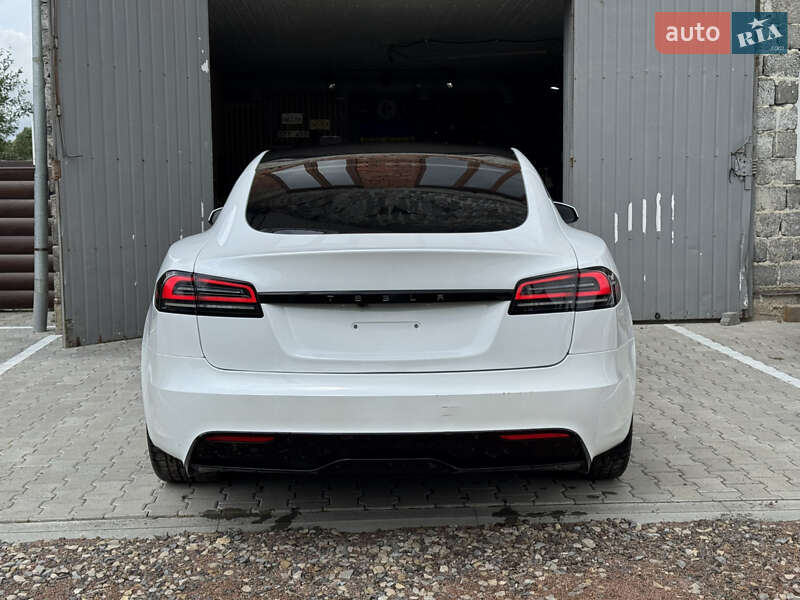 Лифтбек Tesla Model S 2024 в Рогатине