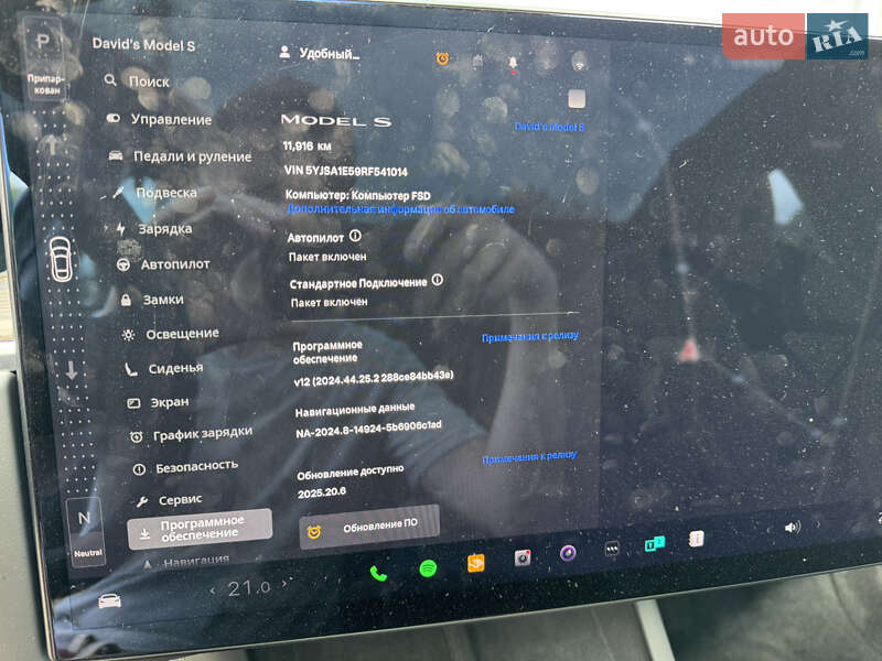 Лифтбек Tesla Model S 2024 в Рогатине