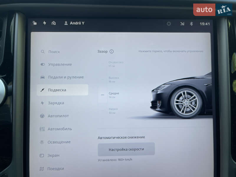 Ліфтбек Tesla Model S 2019 в Новояворівську