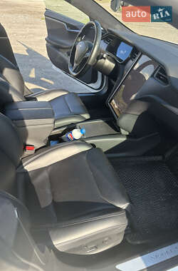Лифтбек Tesla Model S 2018 в 