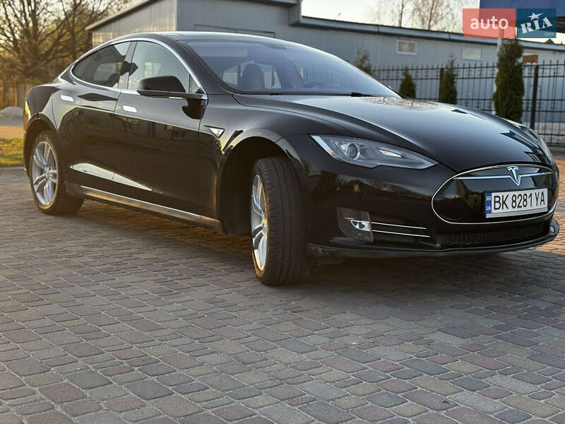 Ліфтбек Tesla Model S 2014 в Сарнах фото 3 Ліфтбек Tesla Model S 2014 в Сарнах