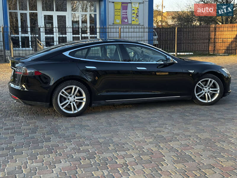Ліфтбек Tesla Model S 2014 в Сарнах фото 8 Ліфтбек Tesla Model S 2014 в Сарнах