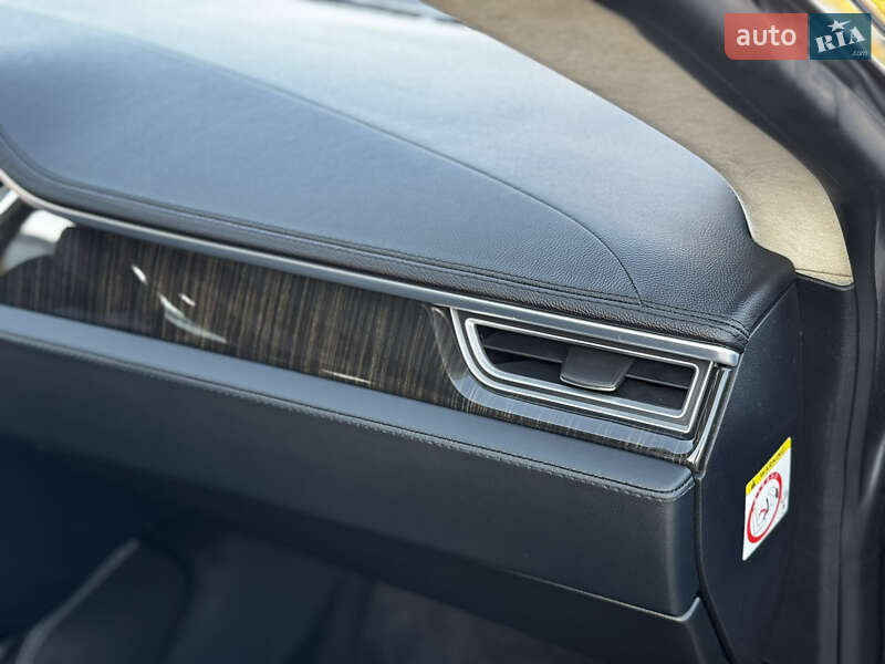 Ліфтбек Tesla Model S 2014 в Сарнах фото 39 Ліфтбек Tesla Model S 2014 в Сарнах