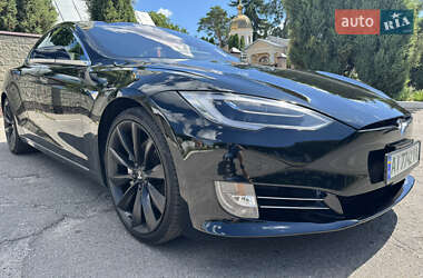 Лифтбек Tesla Model S 2017 в 