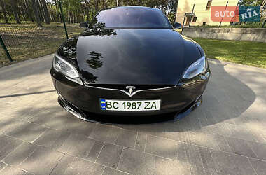 Ліфтбек Tesla Model S 2017 в 