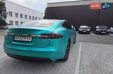 Лифтбек Tesla Model S 2018 в 