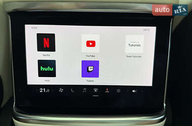 Лифтбек Tesla Model S 2021 в 