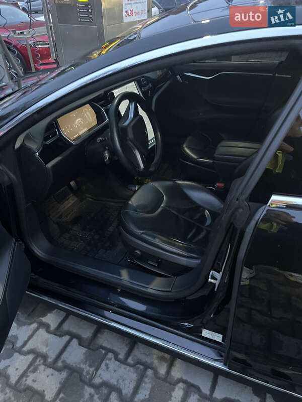 Лифтбек Tesla Model S 2014 в Ровно фото 5 Лифтбек Tesla Model S 2014 в Ровно