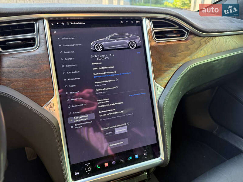 Лифтбек Tesla Model S 2017 в Луцке