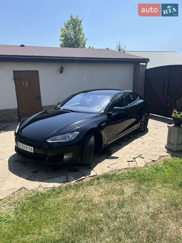 Лифтбек Tesla Model S 2015 в Одессе